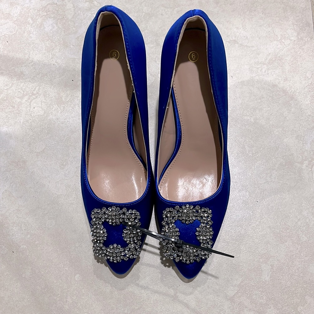 Blue Embellished Silk Heels/Pumps-New Size 6
